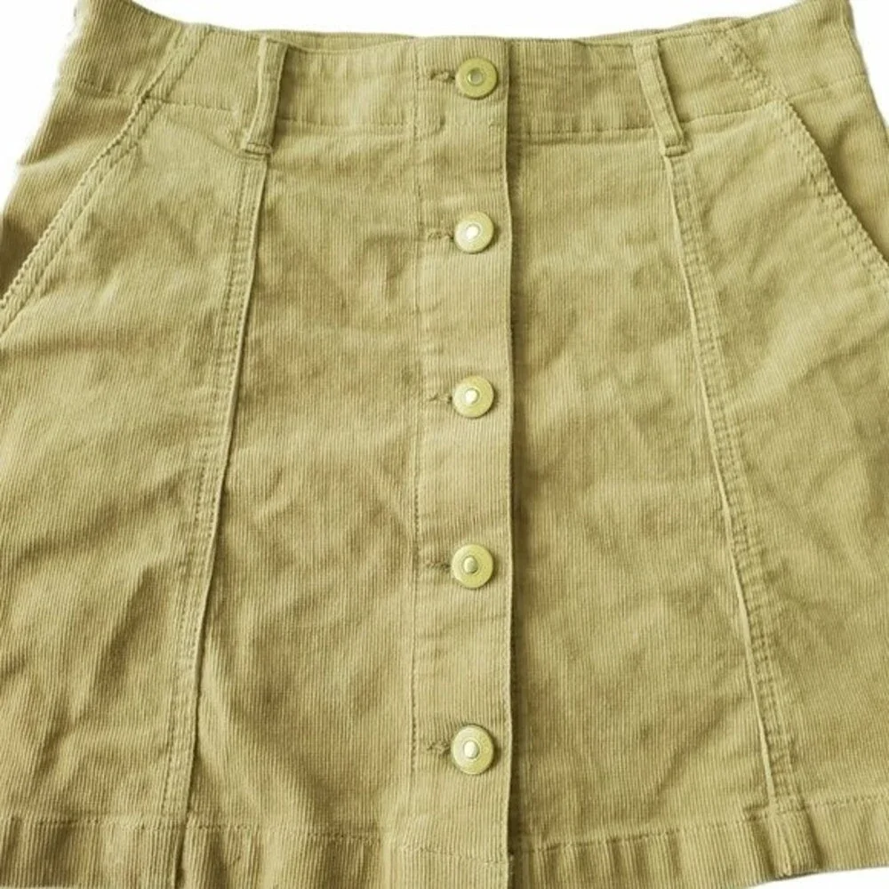 Forever 21 Premium Corduroy Mini Skirt Size 27